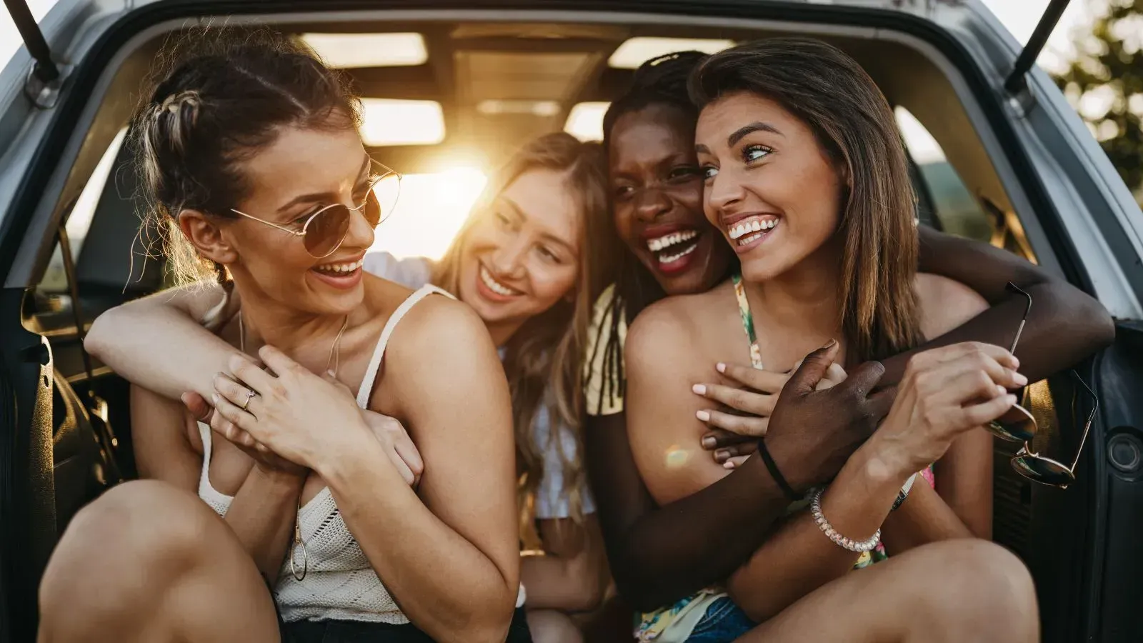 10 Red Flags That Your Friendship Is Over
