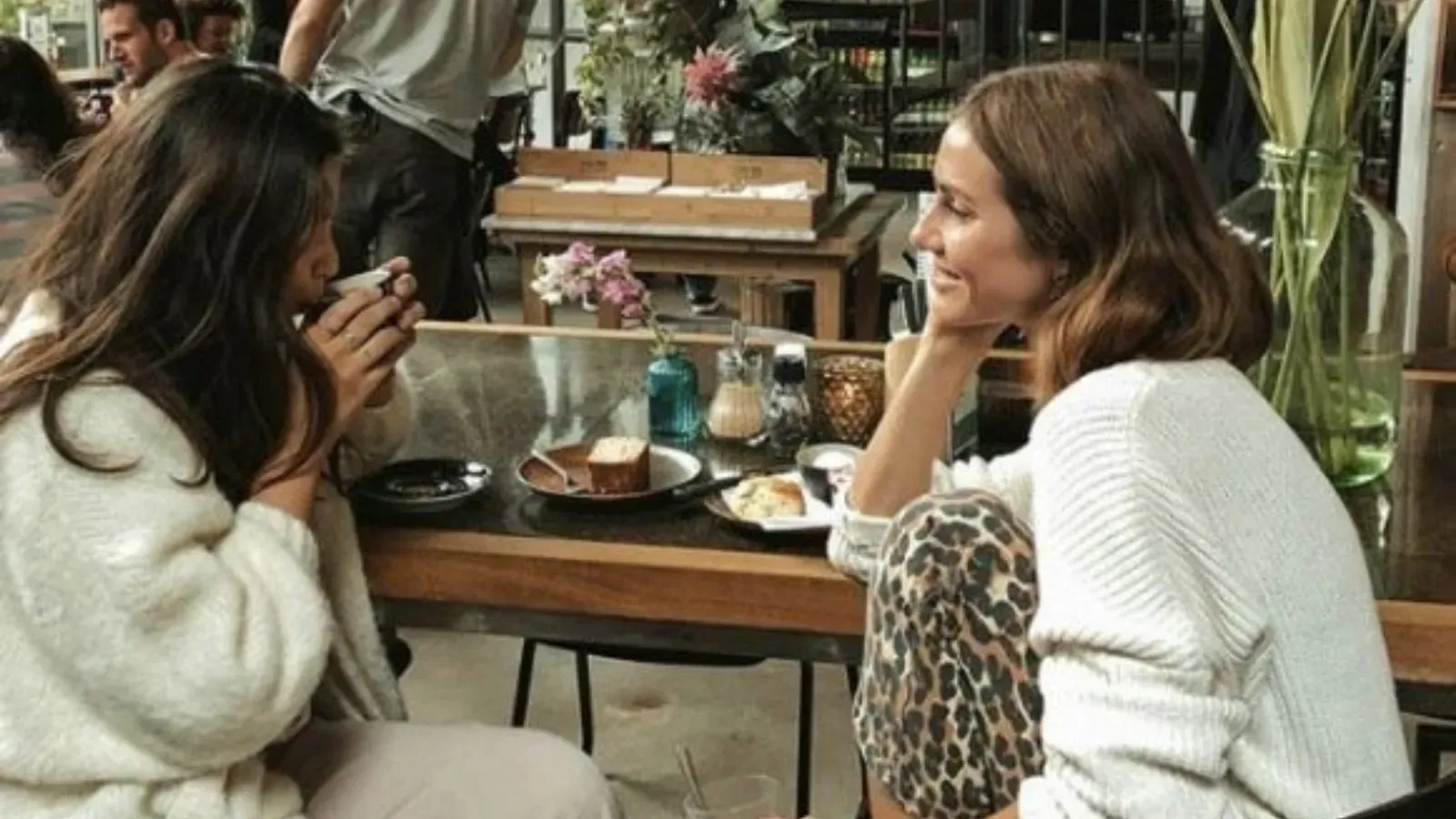 How to Spot If Your Adult Friendship Is Actually a Costume for Codependency