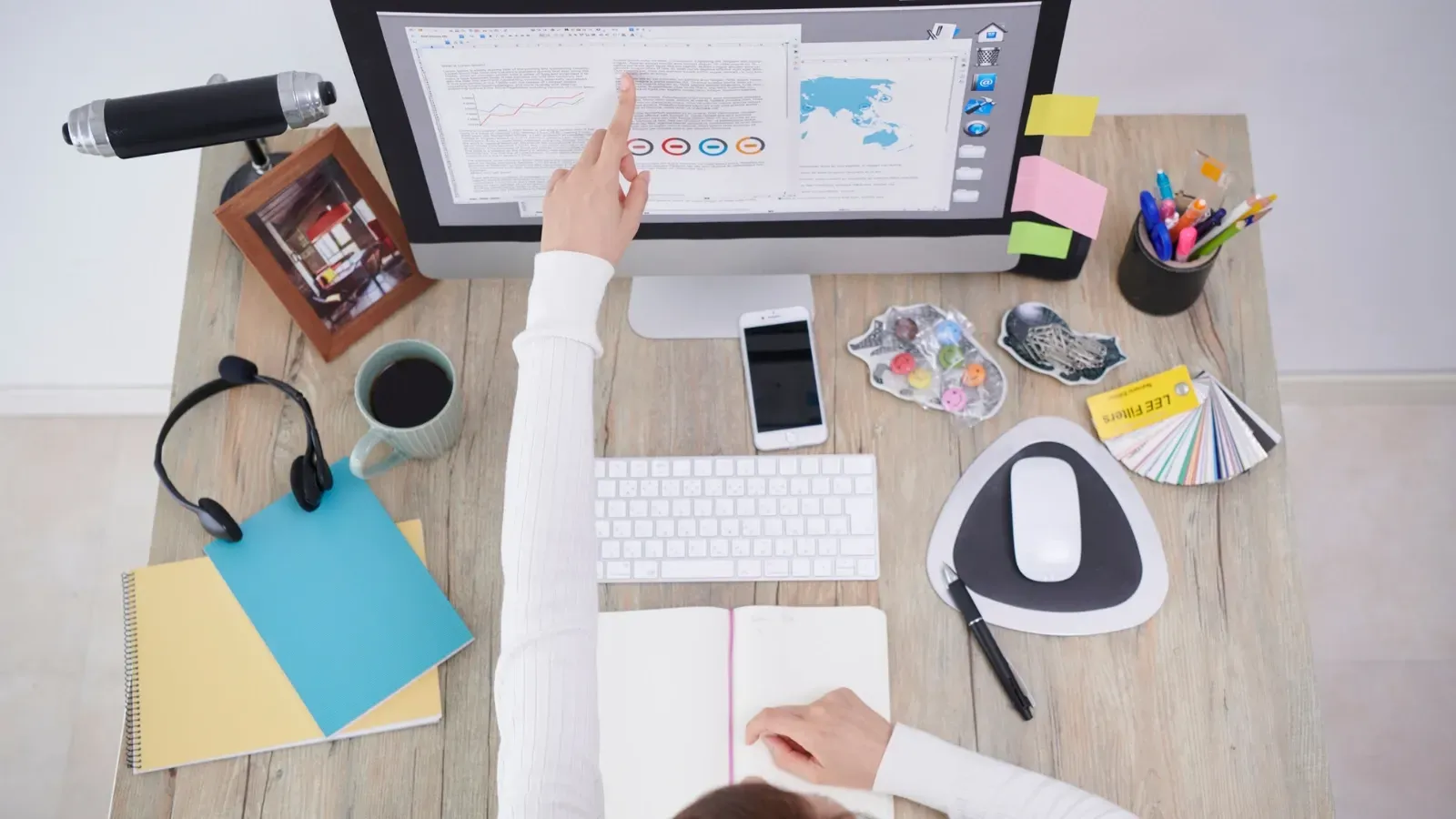 The Best AI Productivity Tools You Need in 2025 to Get More Done
