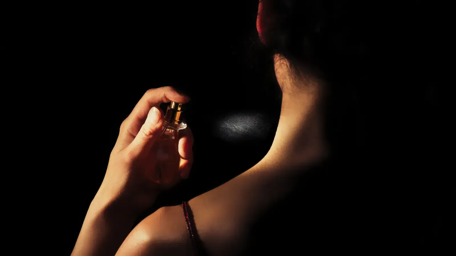 Scent-sational Fall: These Are The Best Perfumes To Welcome The New Season