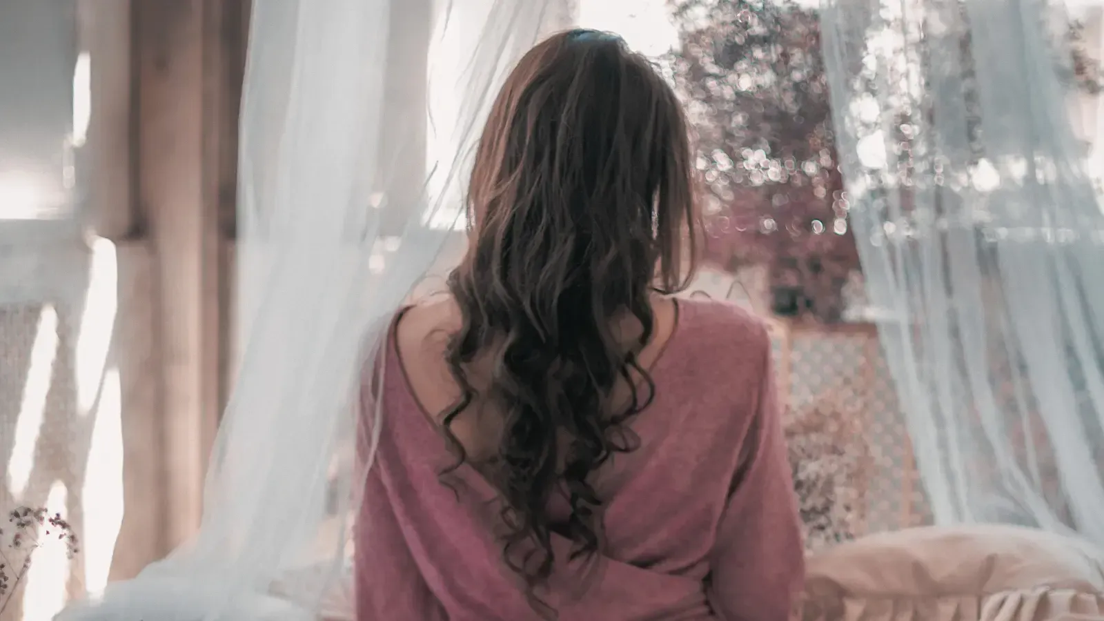 The Brain Dump Method: How to Clear Your Mind Before Bed (And Finally Sleep Better)