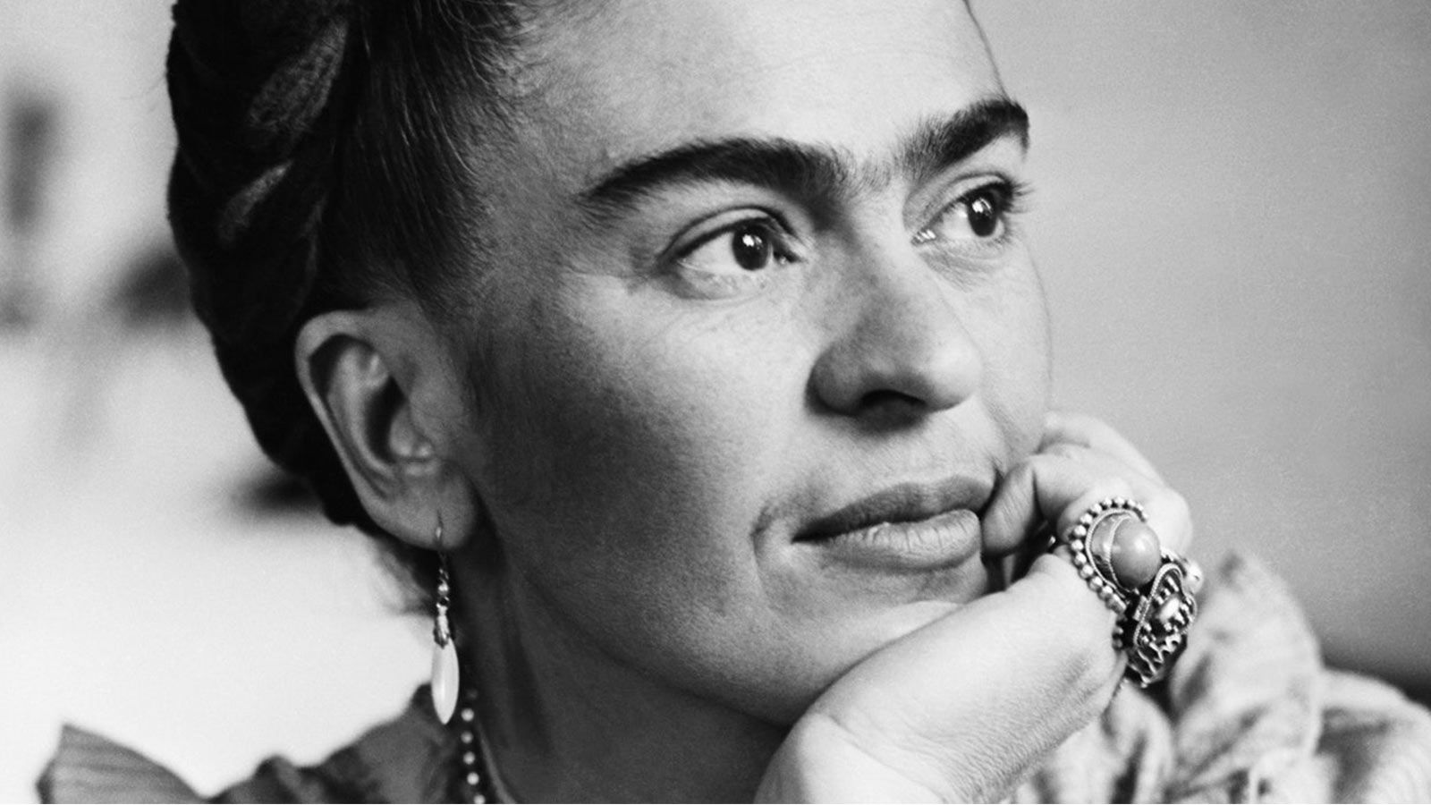 Inspirational Women: The Fascinating life of Frida Kahlo