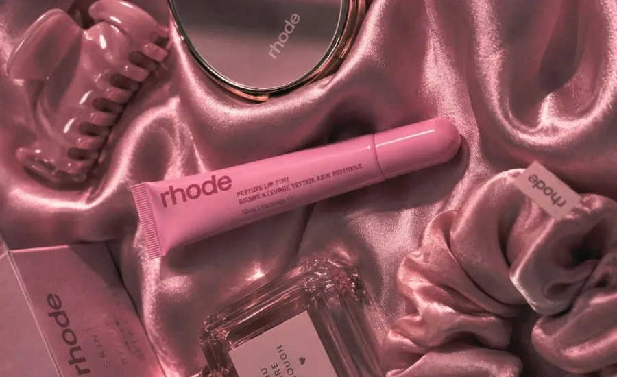 photo of rhode peptide lip balm