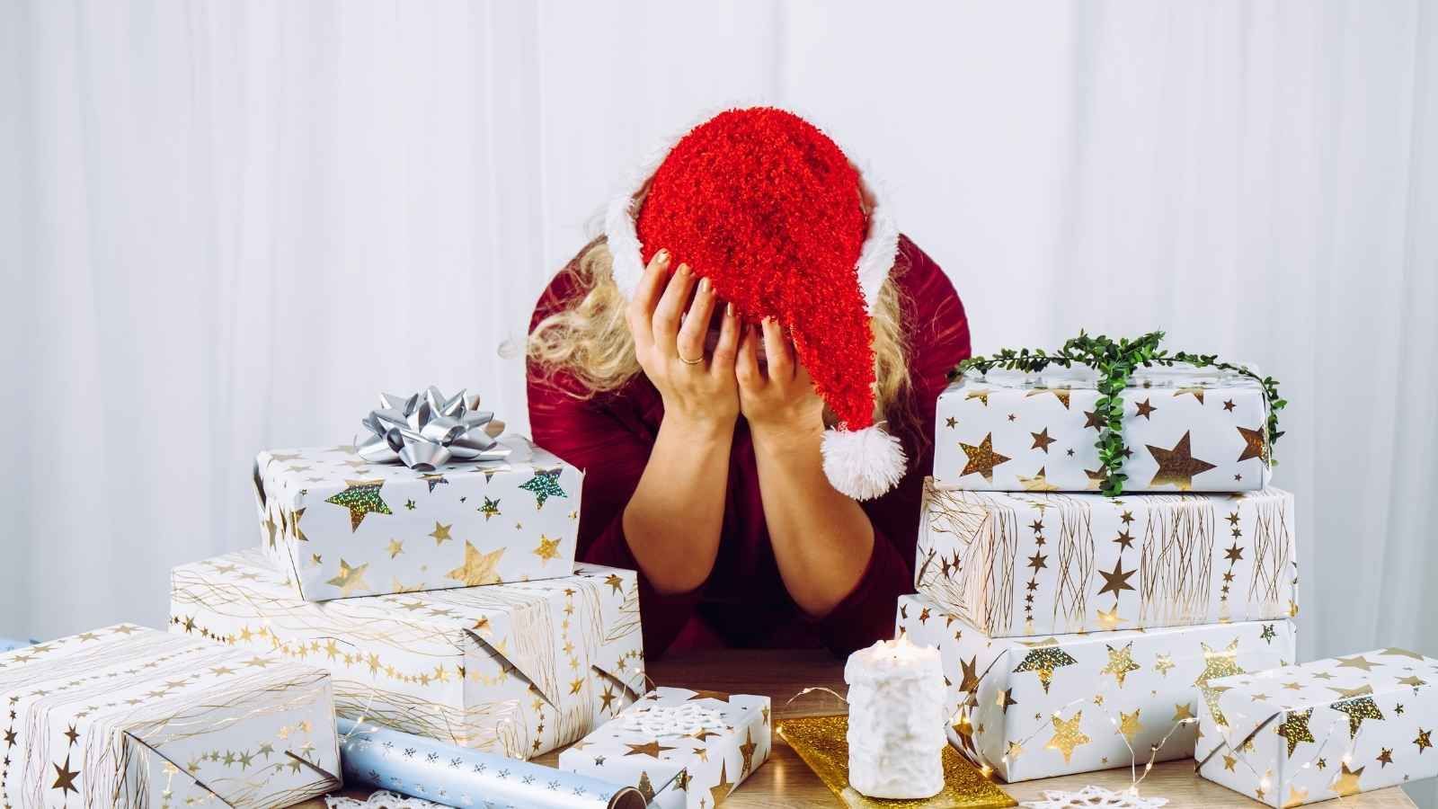 How to Manage Holiday Depression: 12 Expert-Backed Strategies That Actually Work