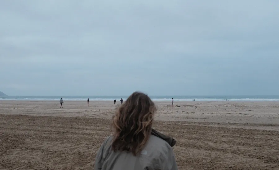 loneliness-influencer-vulnerability-monetized