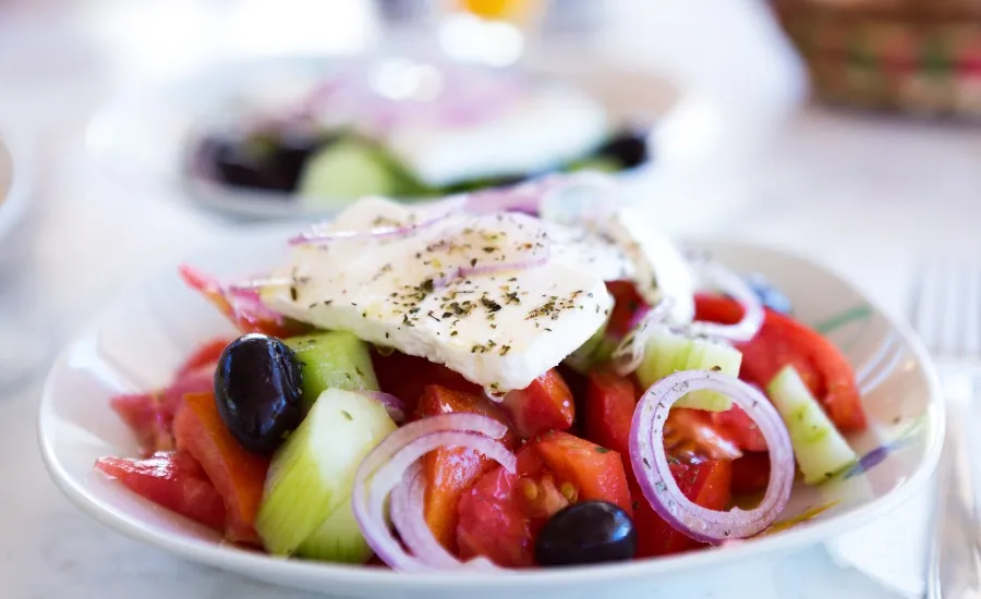 no-lettuce-no-drama-10-crunch-heavy-salads