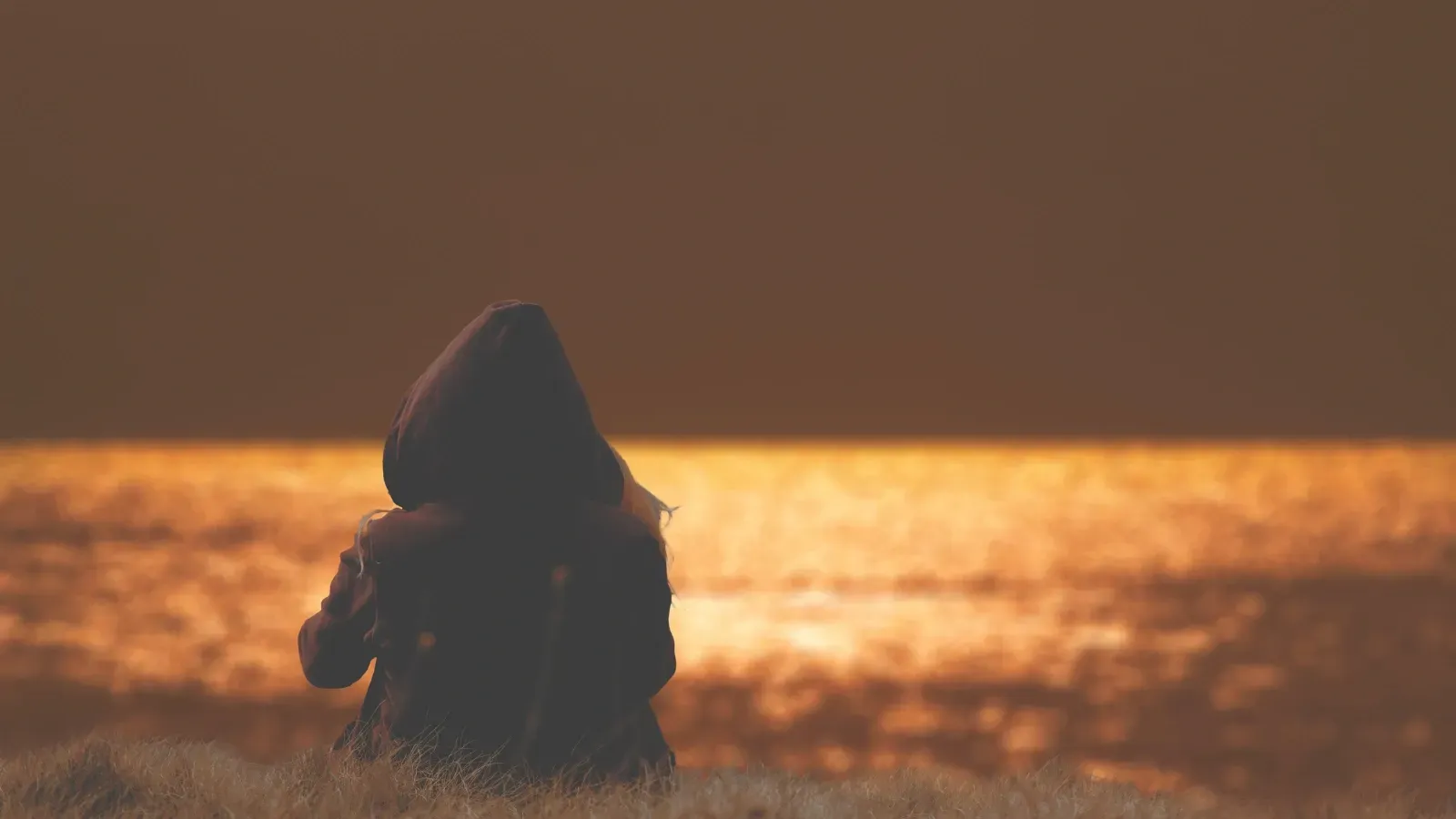 Macro-Vision, Micro-Execution: Overcoming the Psychological Trap of Horizon Bias