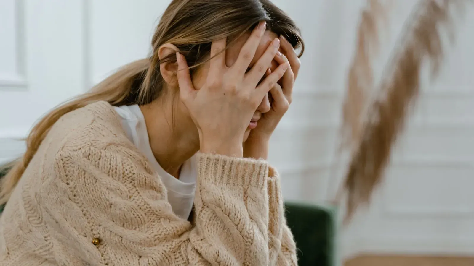 Stress Management: These 5 Techniques From Experts Will Calm You Down Instantly!