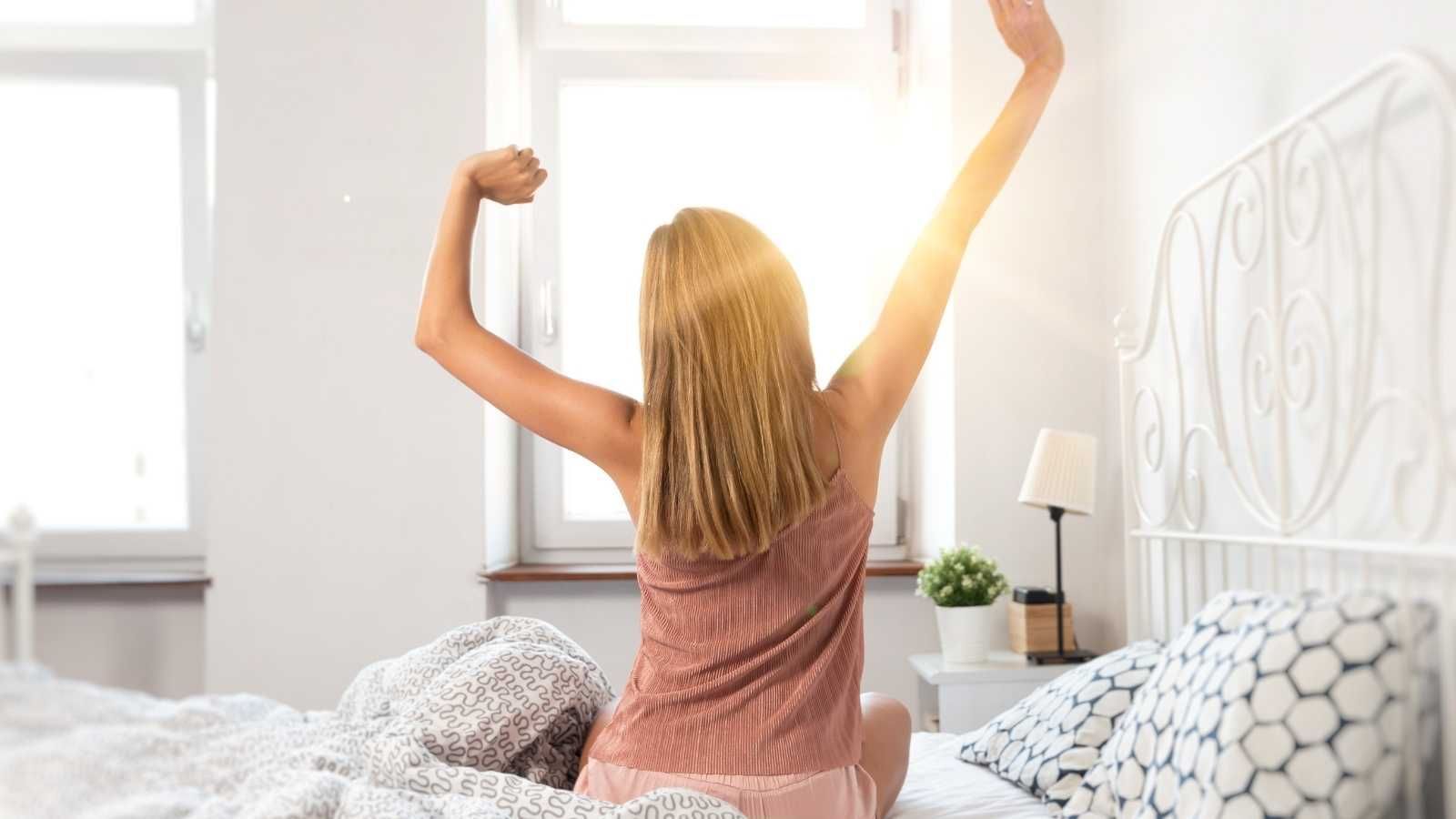 This is When You Should Wake Up Every Day if You Want To Be Happier